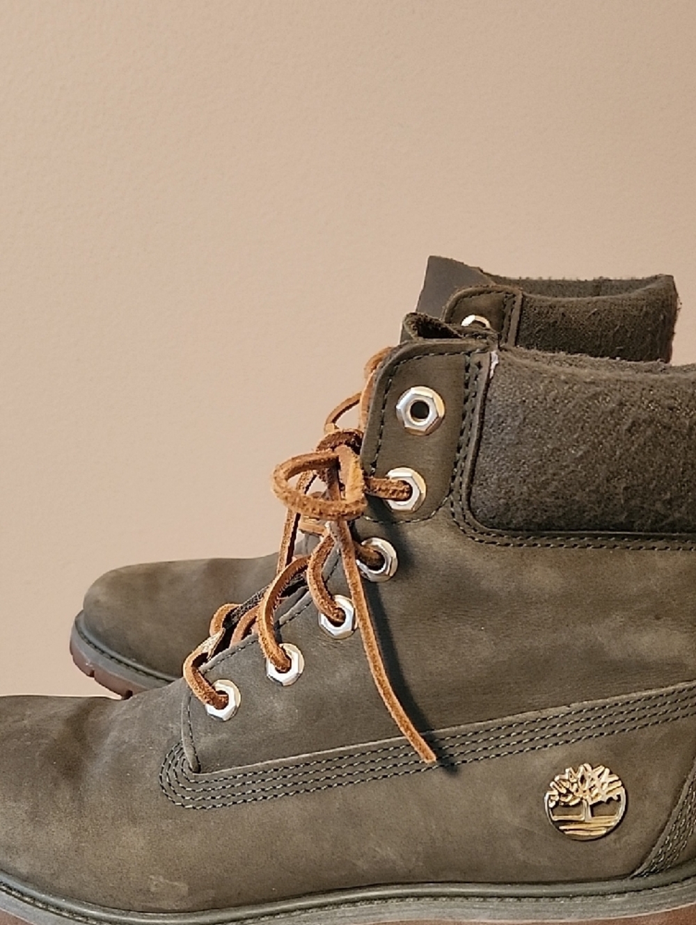 Timberland Lace-Up Suede Boots in Olive Green with Tan Laces - Picture 3 of 7